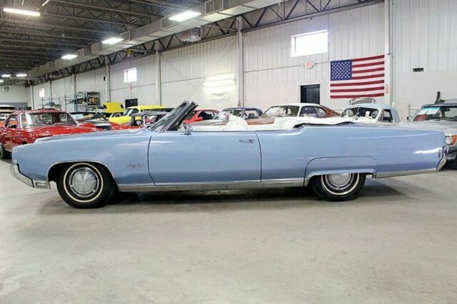 1969 Oldsmobile Ninety-Eight Covertible - photo 3
