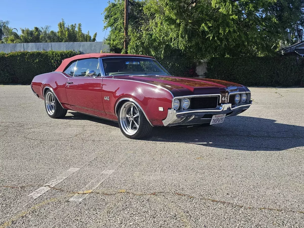 1969 Oldsmobile Custom Convertible Red 442 1969 Oldsmobile Custom 442