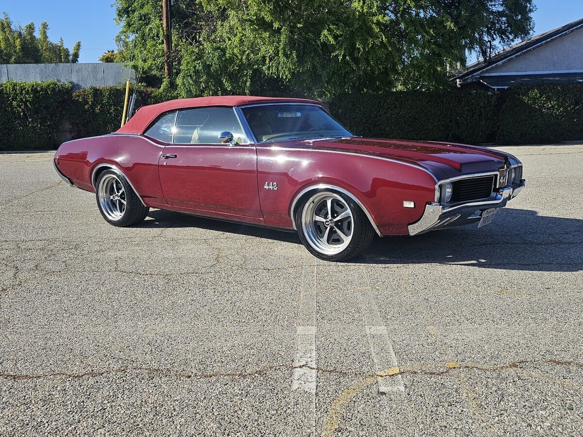 1969 Oldsmobile Custom 442 - photo 2