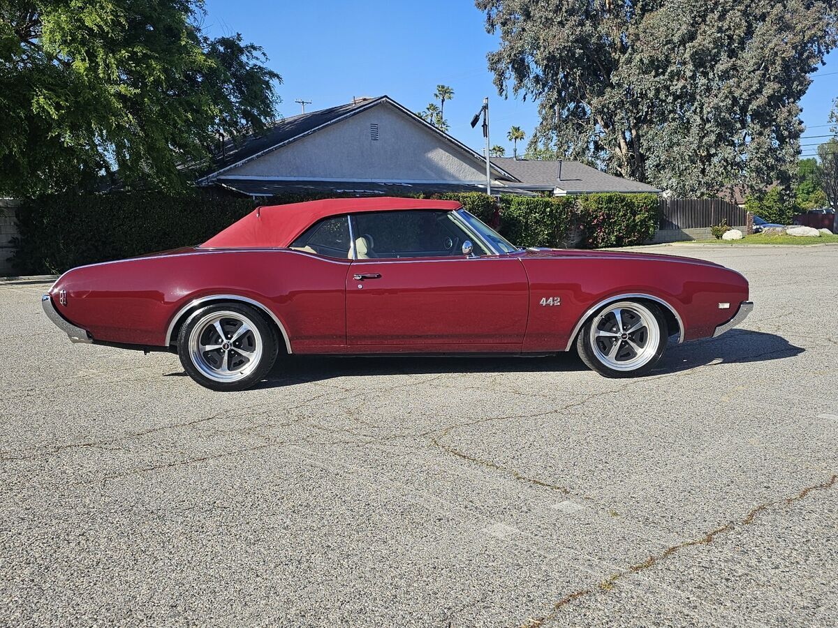 1969 Oldsmobile Custom 442 - photo 3