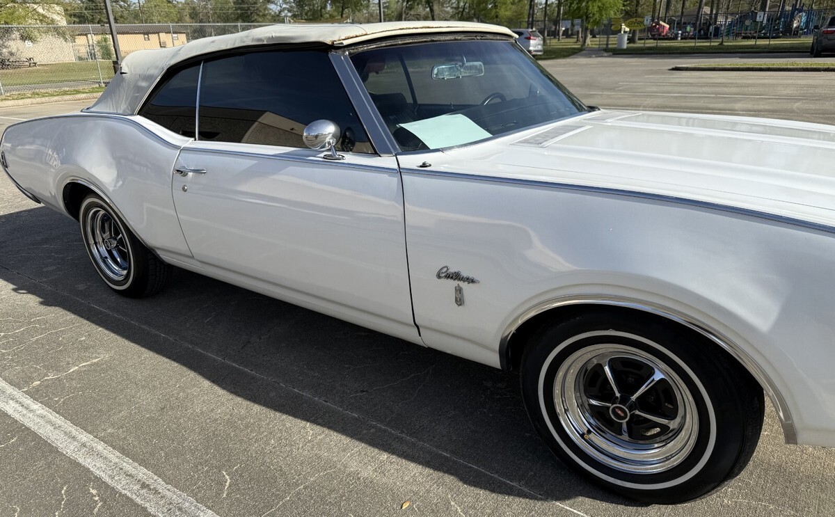 1969 Oldsmobile Cutlass - photo 2