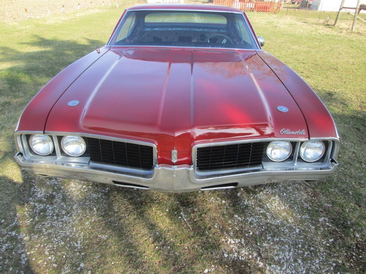 1969 Oldsmobile Cutlass - photo 2