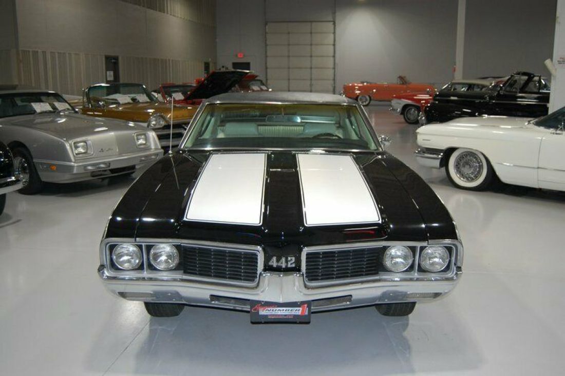 1969 Oldsmobile Cutlass Coupe - photo 2