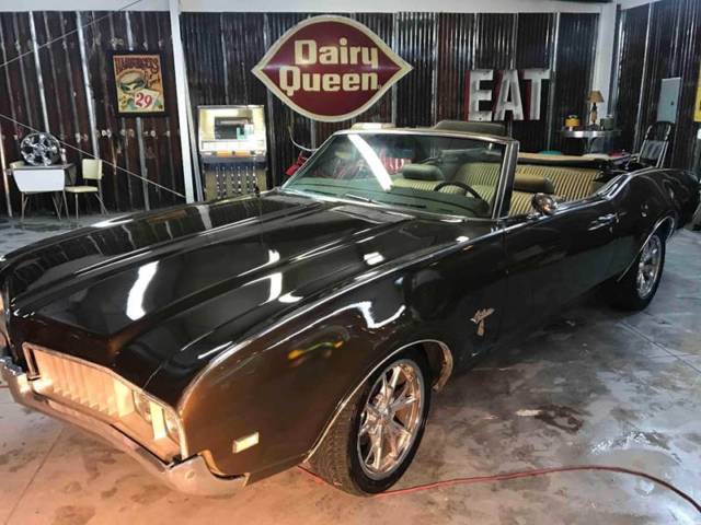 1969 Oldsmobile Cutlass Holiday Coupe S Convertible - photo 4