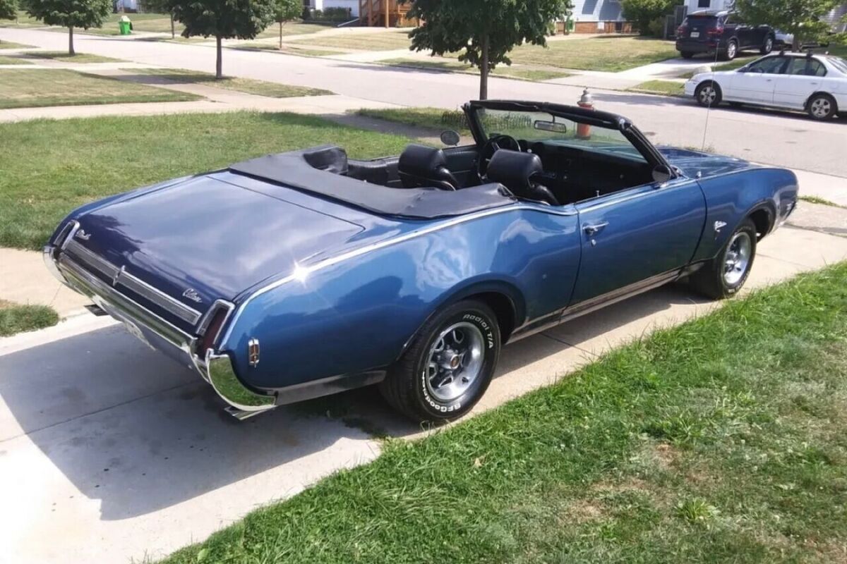1969 Oldsmobile Cutlass ROCKET 350ci FUN CONVERTIBLE - photo 3