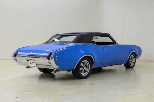 1969 Oldsmobile Cutlass S - photo 9