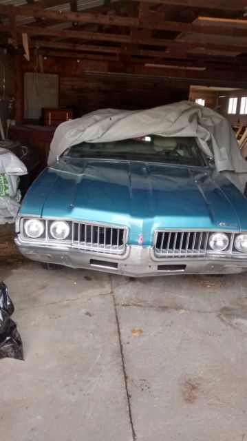1969 Oldsmobile Cutlass CONVERTIBLE - photo 2