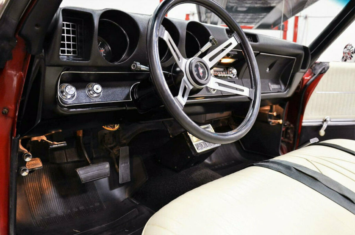 1969 Oldsmobile Cutlass - photo 2