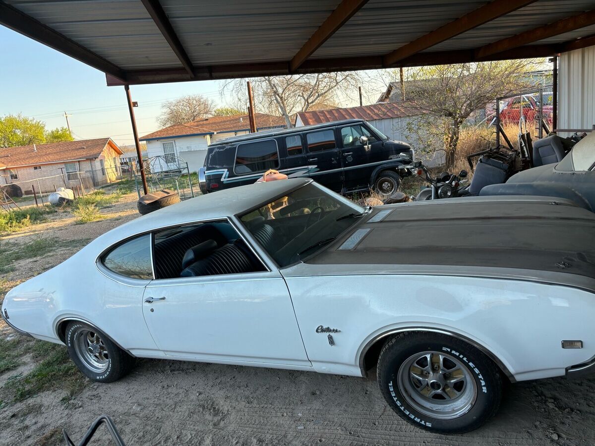 1969 Oldsmobile Cutlass - photo 4