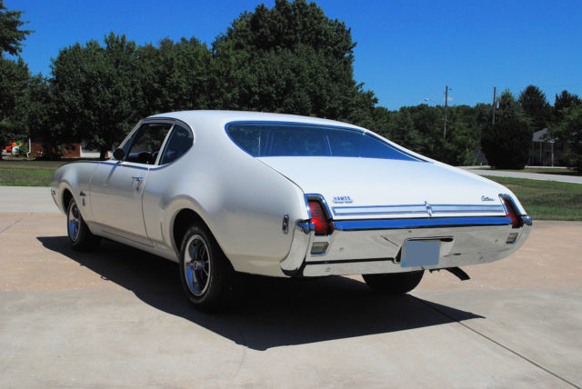 1969 Oldsmobile Cutlass S - photo 5