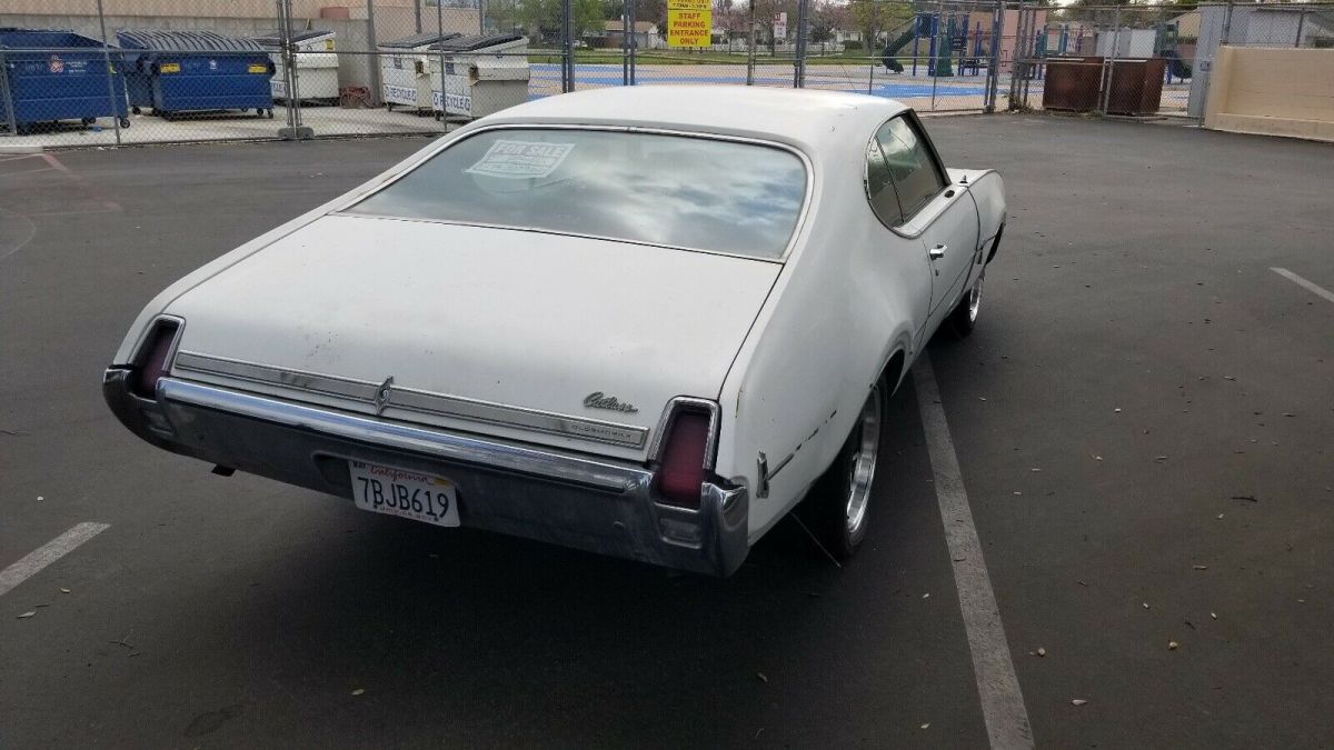 1969 Oldsmobile Cutlass S - photo 4