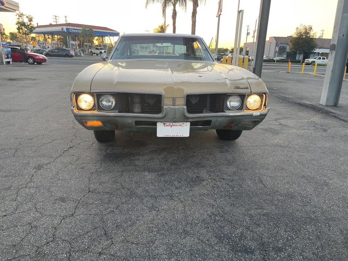 1969 Oldsmobile Cutlass Supreme - photo 2