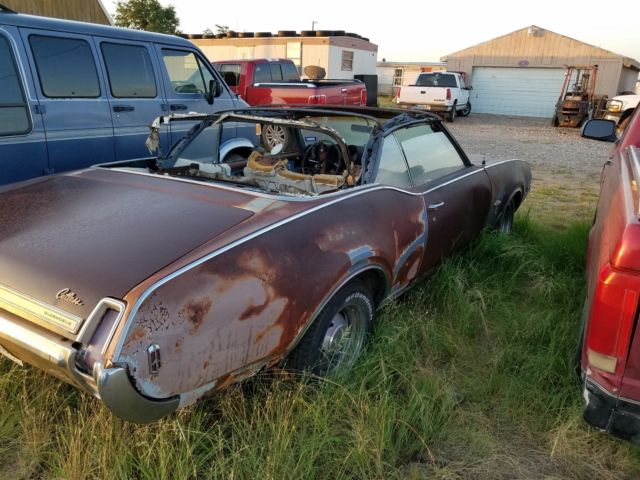 1969 Oldsmobile Cutlass S - photo 4