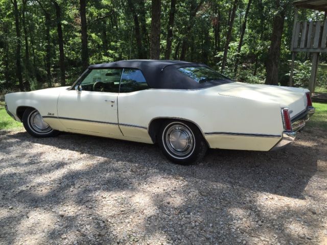 1969 Oldsmobile Eighty-Eight Convertible - photo 12