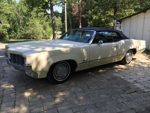 1969 Oldsmobile Eighty-Eight Convertible - photo 2