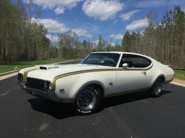 1969 Oldsmobile Hurst Olds Documented, In H/O Registry Frame off Restored 1969 Oldsmobile 442