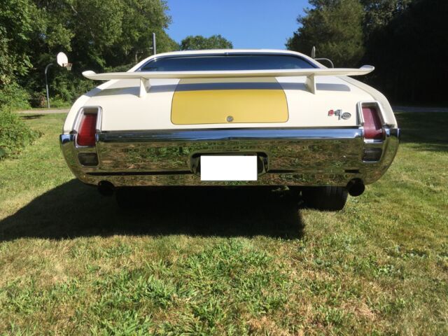 1969 Oldsmobile 442 - photo 2