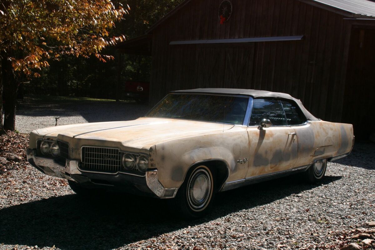1969 Oldsmobile Ninety-Eight Convertible - photo 6