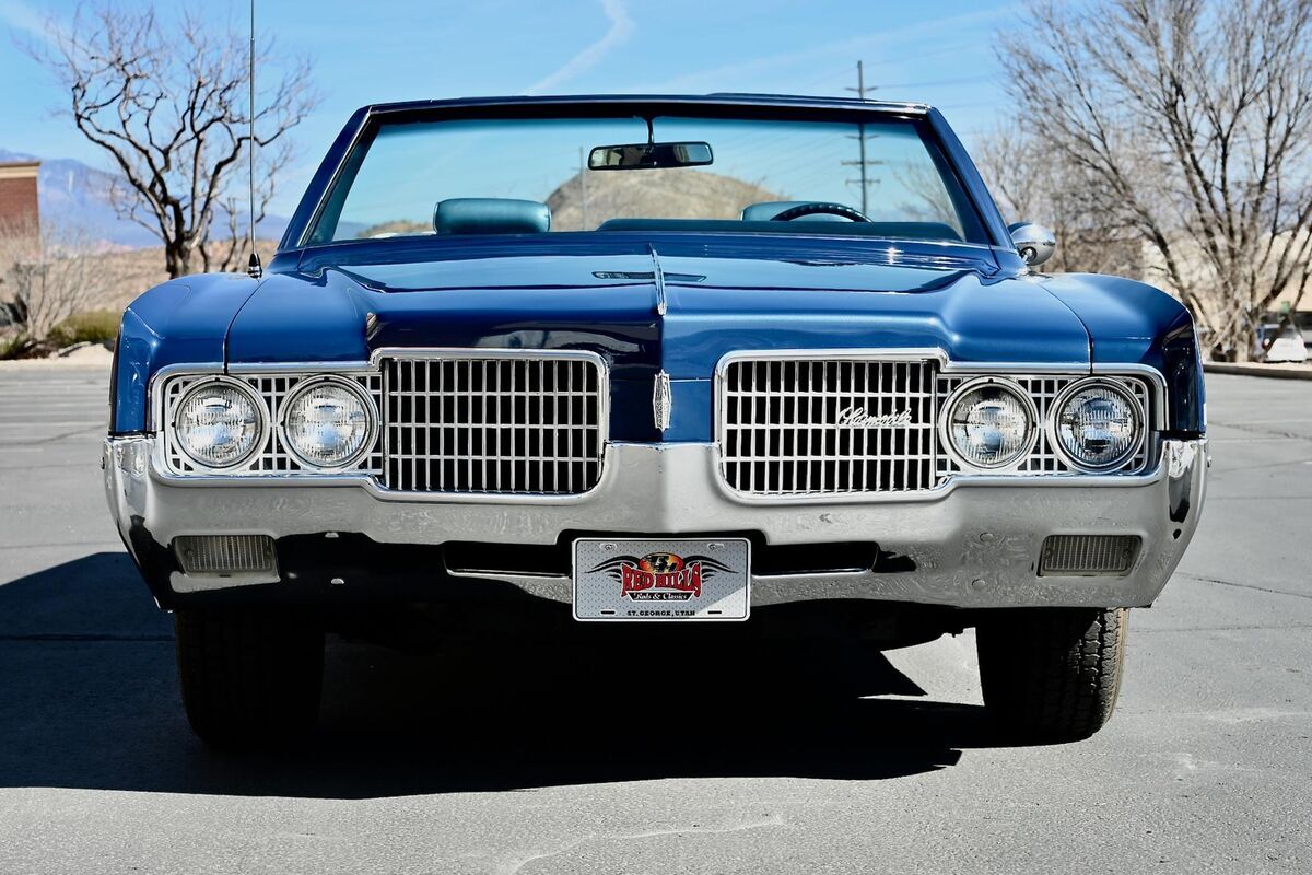 1969 Oldsmobile Ninety-Eight Convertible - photo 4