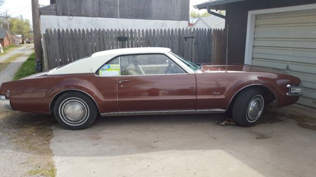 1969 Oldsmobile Toronado - photo 2