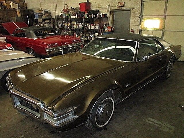 1969 OLDSMOBILE TORONADO (SUPER RARE) 46,748 MI ACTUAL BARN FIND(PROJECT) 1969 Oldsmobile Toronado CHROME