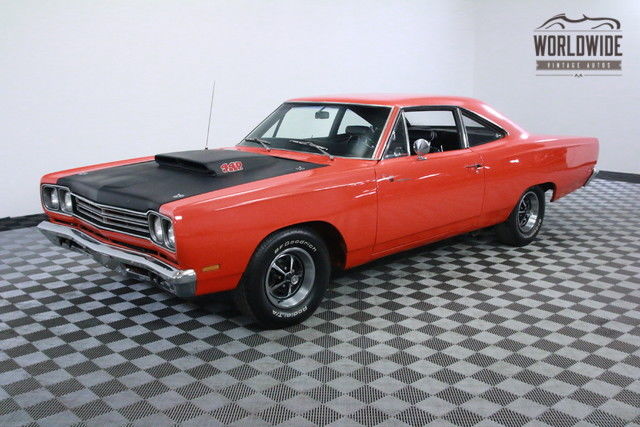 1969 Orange 440 6 PACK! AUTO VITAMIN C ORANGE RESTORED! 1969 Plymouth Road Runner