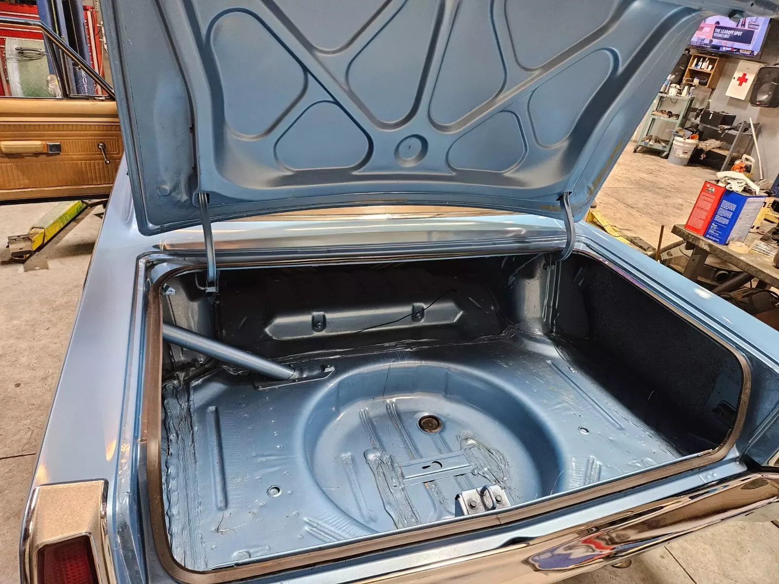 1969 Plymouth Valiant - photo 9
