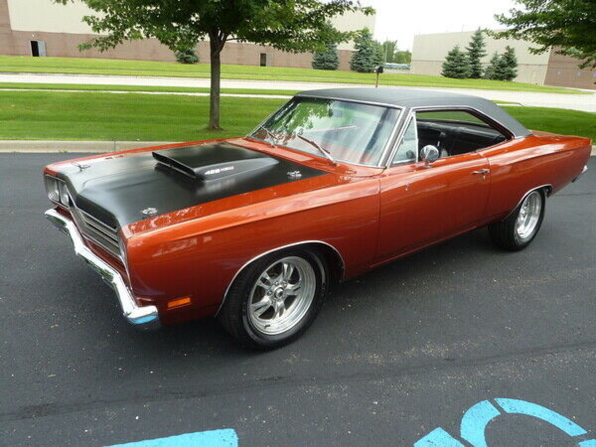 1969 Plymouth Road Runner HEMI