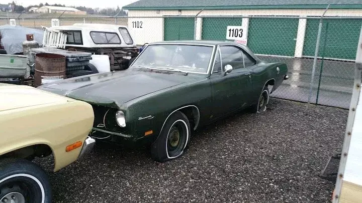 1969 Plymouth Barracuda Coupe 2 Door Green PROJECT - NOT RUNNING 1969 Plymouth Barracuda 2 door coupe