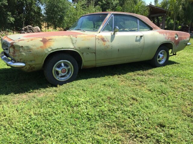 1969 plymouth barracuda coupe engine 318, A/C Original paint except right fender 1969 Plymouth Barracuda Coupe