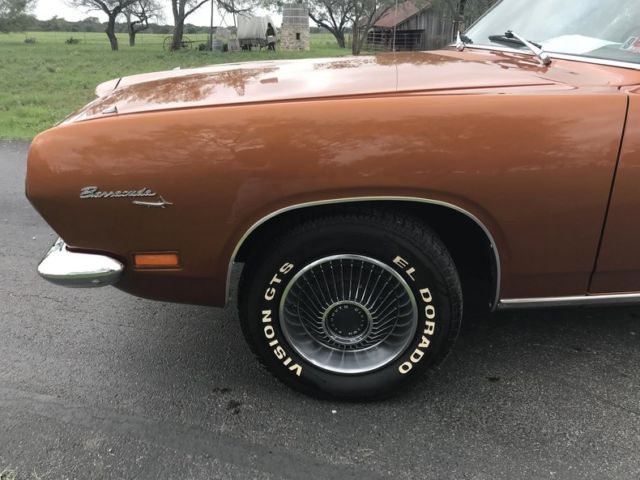 1969 Plymouth Barracuda Freshly built 318 nice color buckets and console - photo 5