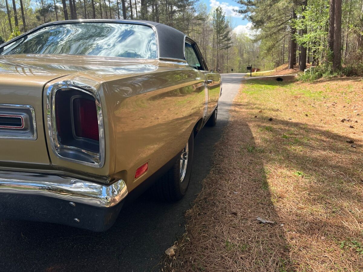 1969 Plymouth GTX 2dr Hardtop - photo 5