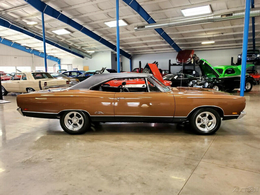 1969 Plymouth Belvedere - photo 2