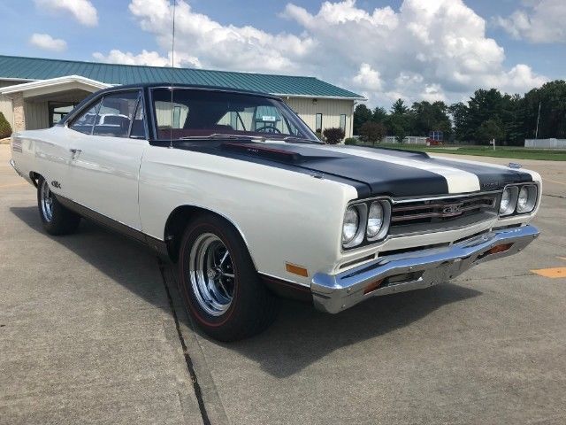 1969 Plymouth GTX -- - photo 8