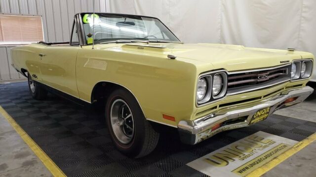 1969 Plymouth GTX Convertible - photo 3