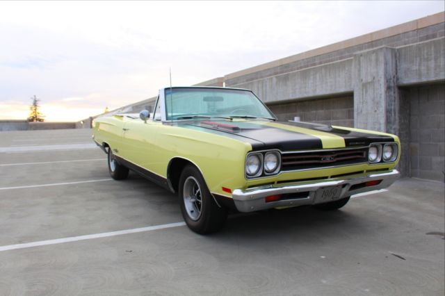 1969 Plymouth GTX Low Miles Convertible 4 Speed 1969 Plymouth GTX