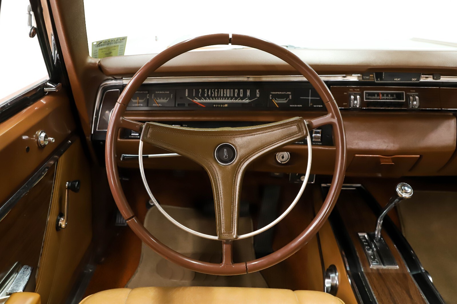 1969 Plymouth GTX 2 DR. Hdtp, tan vinyl top. Factory  magnum  wheels. - photo 11