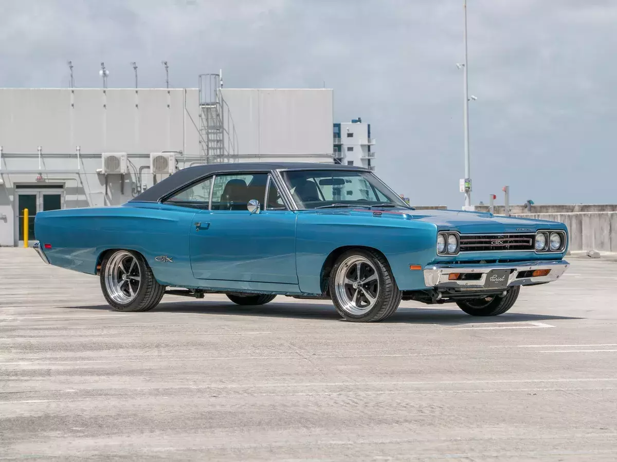 1969 PLYMOUTH GTX - Supercharged SRT Viper Powertrain - 4 Link - Wilwood Brakes 1969 PLYMOUTH GTX