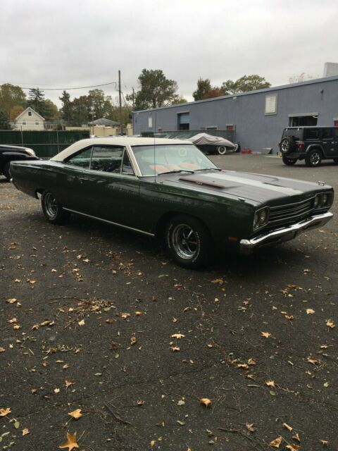 1969 Plymouth Road Runner 383 2 Door Automatic 1969 Plymouth Road Runner