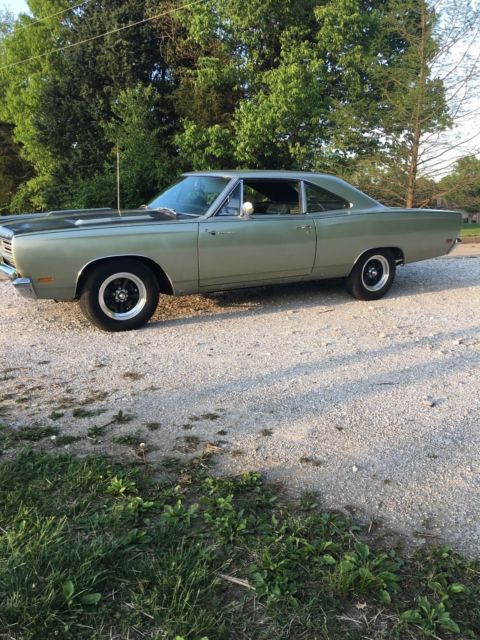 1969 Plymouth Road Runner SEDAN - photo 3