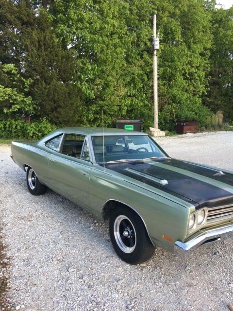 1969 Plymouth Road Runner SEDAN - photo 6