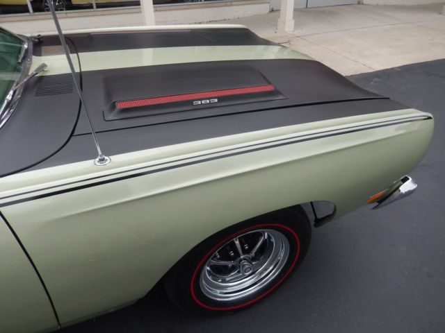 1969 Plymouth Road Runner Buckets with Console - photo 3