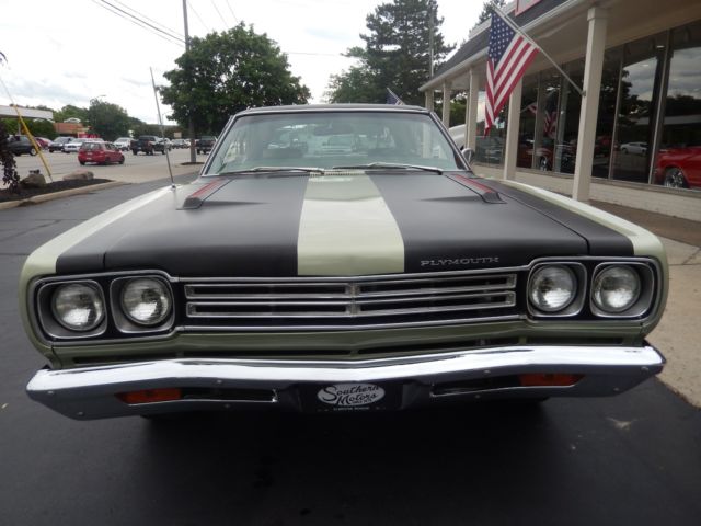 1969 Plymouth Road Runner Buckets with Console - photo 4
