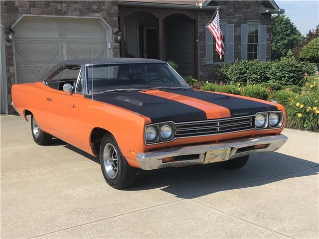 1969 Plymouth Road Runner Monaco Orange hard top 383 Automatic 1969 Plymouth Road Runner --