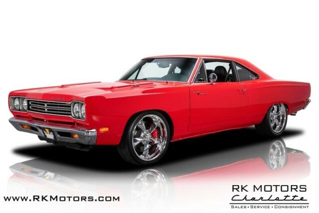1969 Plymouth Road Runner SRT-8 Calypso Red Hardtop 6.1 Liter Hemi V8 5 Speed Au 1969 Plymouth Road Runner SRT-8