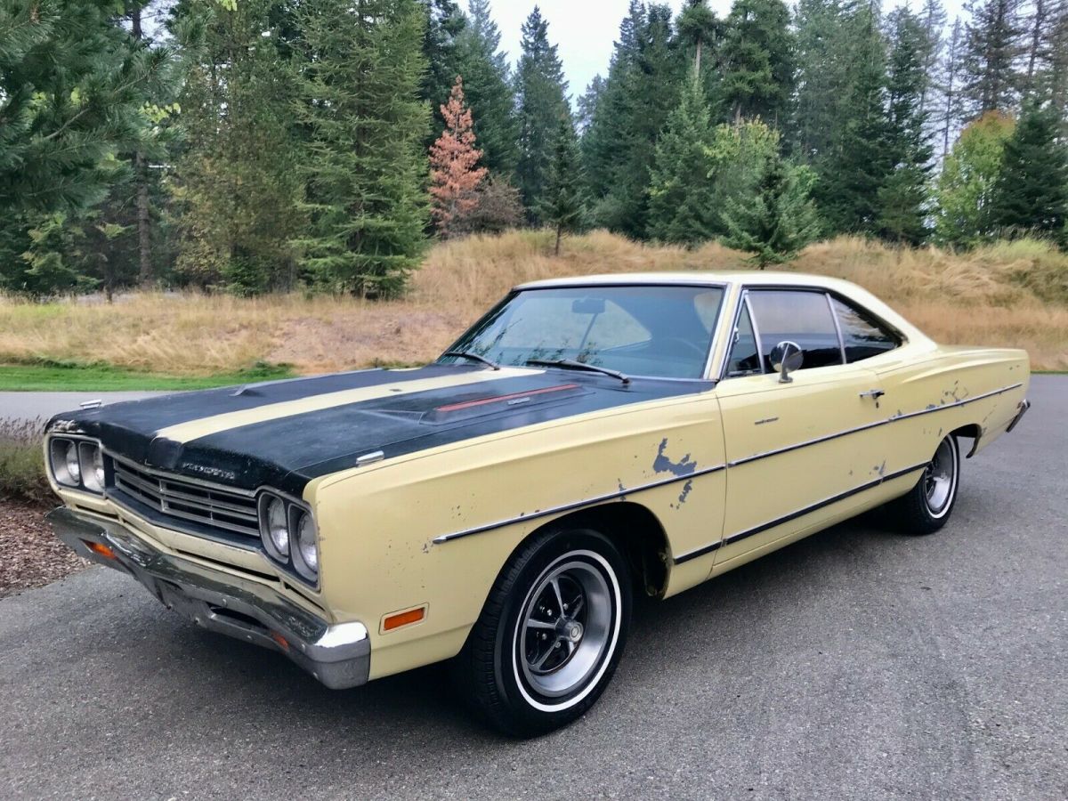 1969 Plymouth Roadrunner 383 Air Grabber 4 SPD #'s Matching 91k Orig Mi. Hardtop 1969 Plymouth Road Runner 383 Air Grabber 4SPD #'s Matching Barn Find 91k Mi