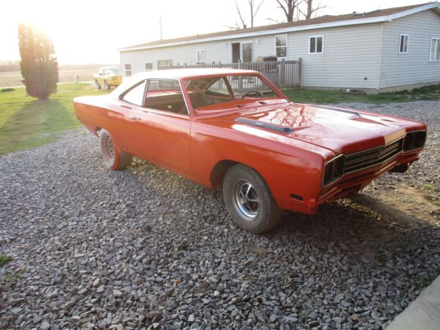 1969 plymouth roadrunner 383 AT numbers matching clear title in my name 1969 Plymouth Road Runner