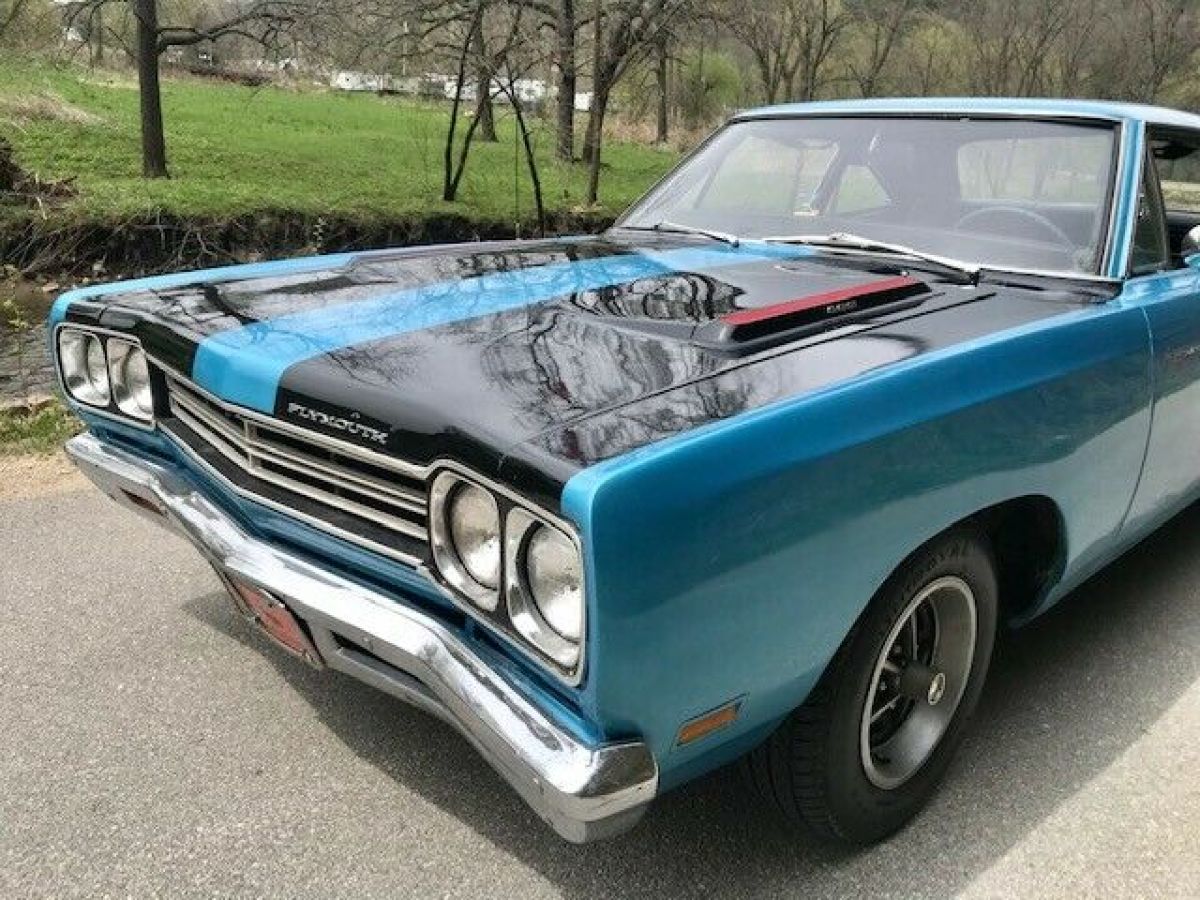 1969 Plymouth Road Runner VIDEO No Reserve! 383 floor shift bucket seats - photo 5