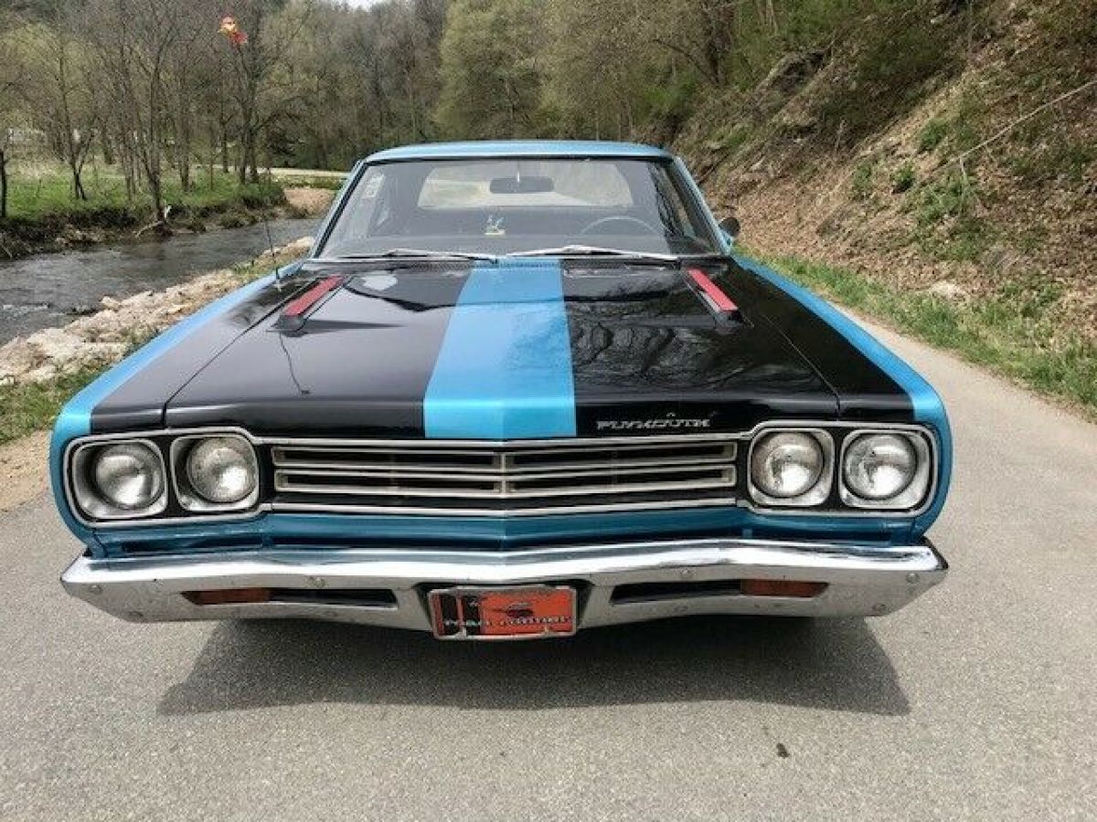 1969 Plymouth Road Runner VIDEO No Reserve! 383 floor shift bucket seats - photo 7