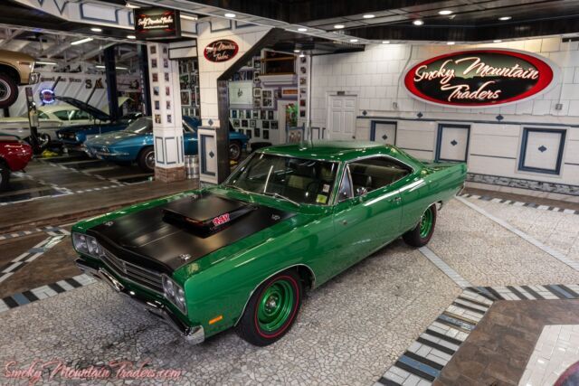 1969 Plymouth Roadrunner A12 440 Six Pack 4 Speed Rotisserie Restoration Tribute 1969 Plymouth Road Runner A12